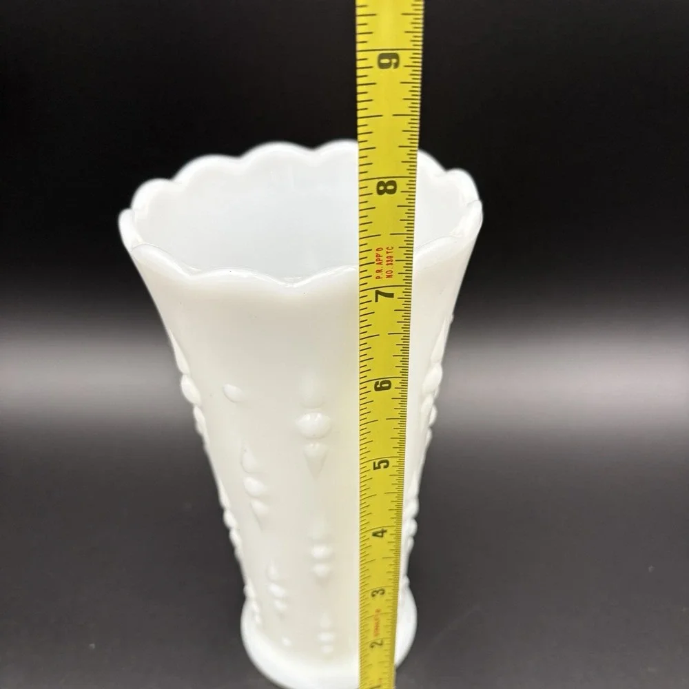 Vintage 1960's Anchor Hocking Milk Glass Vase | Teardrop and Pearl | White Decor